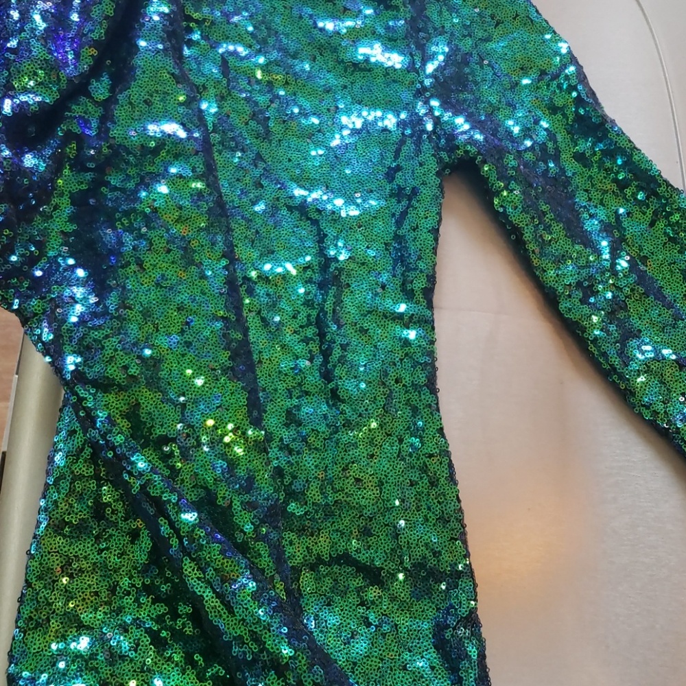Green Sequin Dress (Size: M-L)